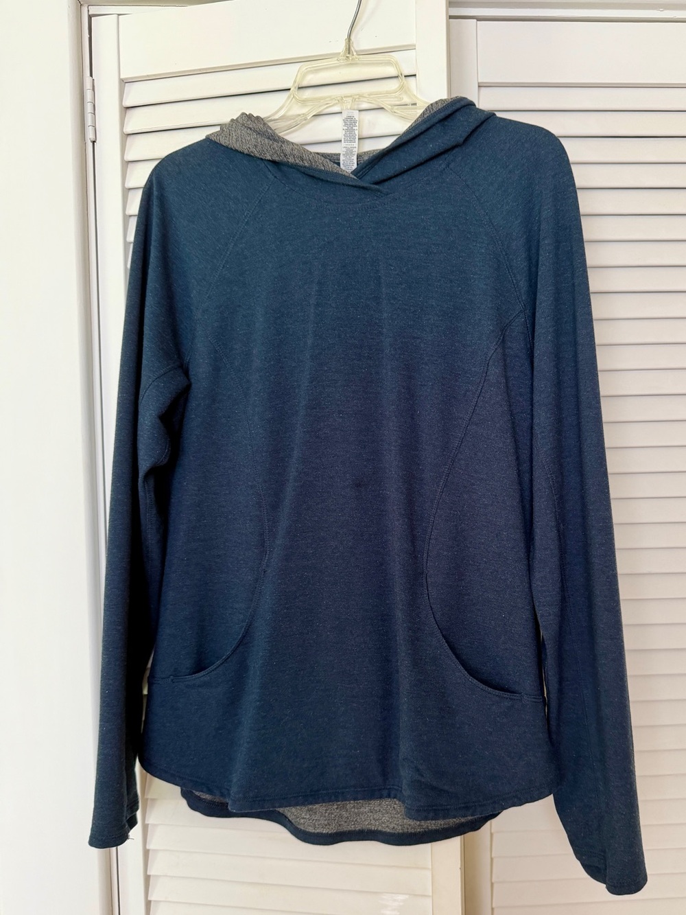 Reebok women’s Hooded Pullover Sweater - Dark Teal size Large